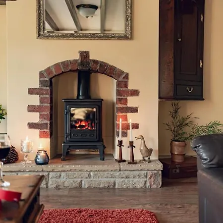 Holiday home Garth Village Dog-friendly Sleeps 4 *